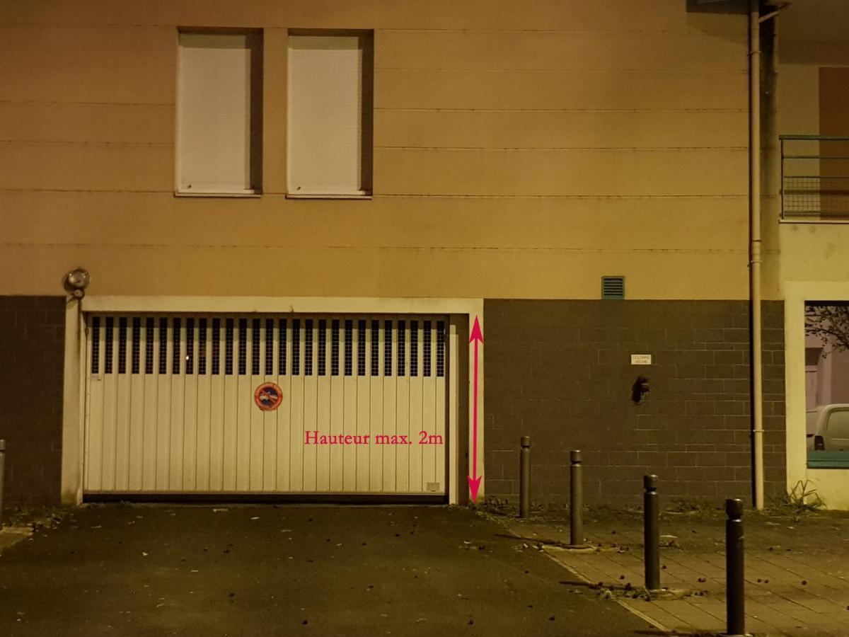 Le Pompidou T2 Pour 2 A 4 Pers Avec Parking Prive & Balcon Place Ney Angers Exterior photo